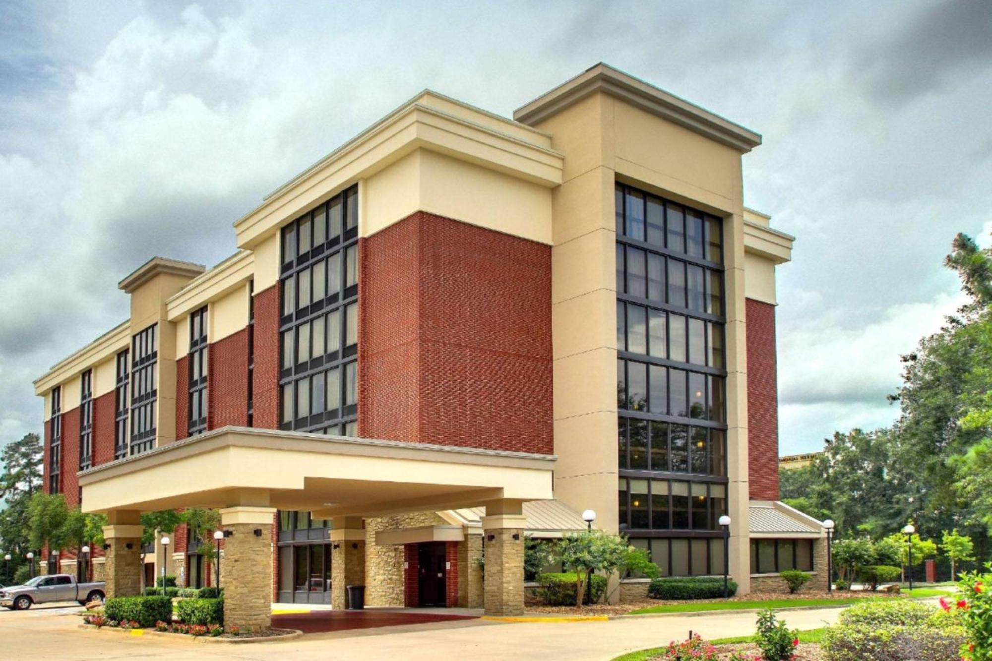 Heritage Inn & Suites The Woodlands, Trademark By Wyndham Εξωτερικό φωτογραφία